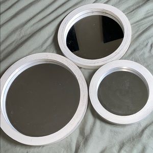 Distressed 3 piece circular mirror set